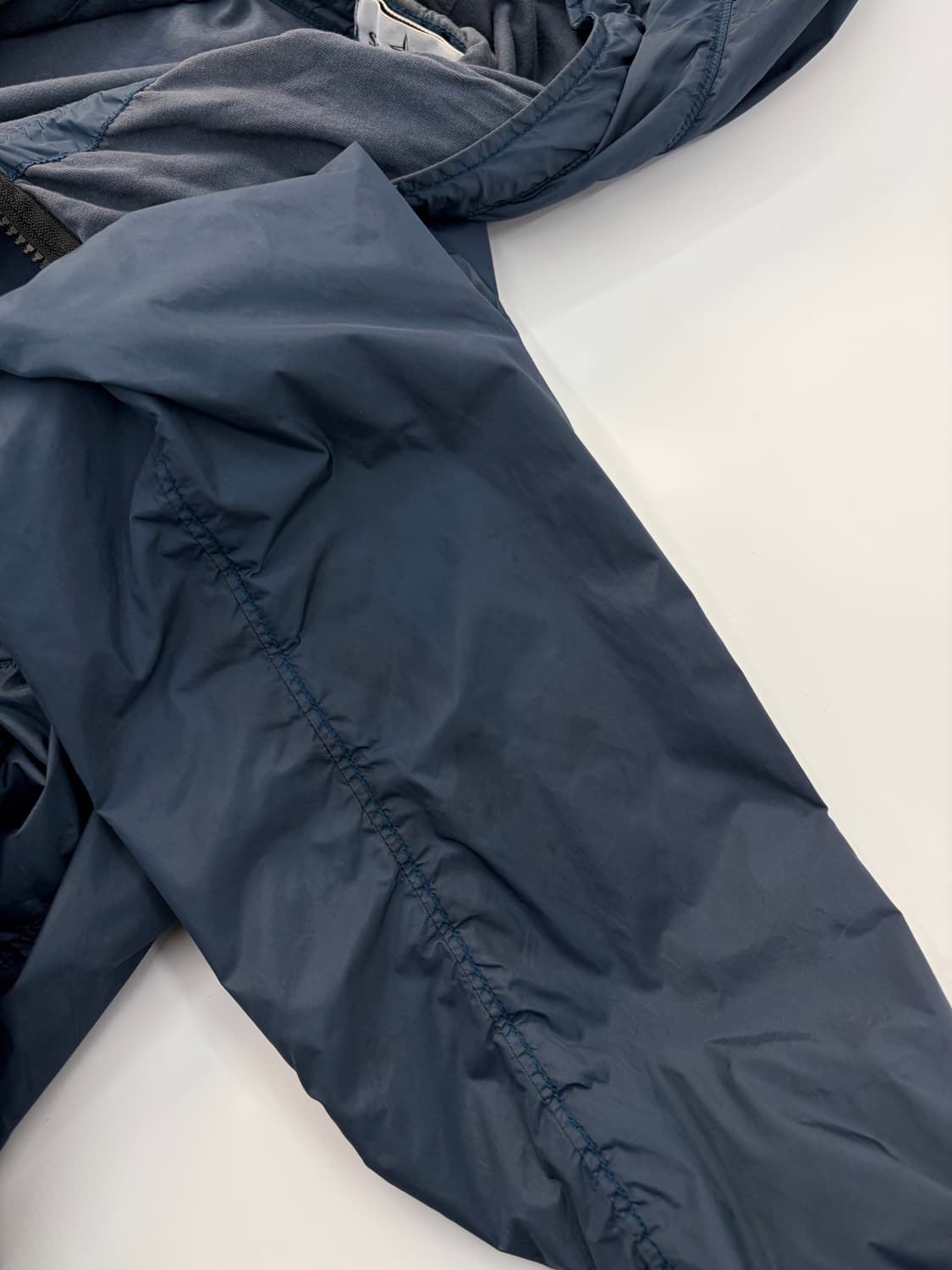 Stone Island 크링클랩스 NY 후드 자켓 상품이미지7