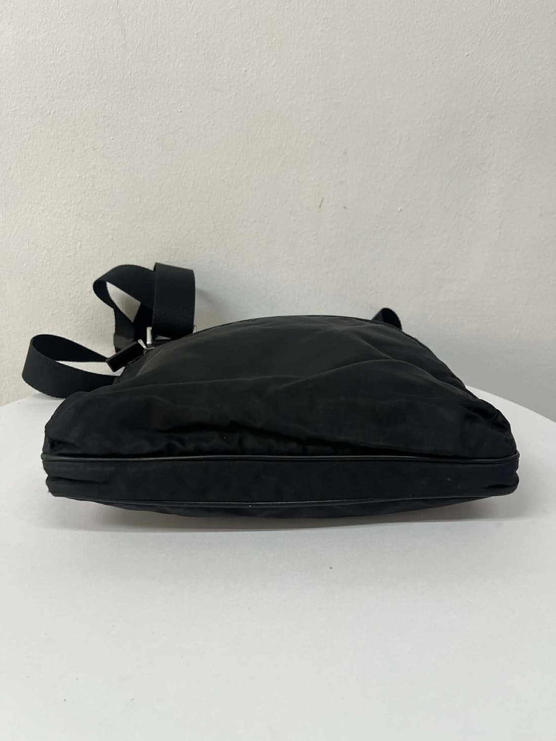 프라다 리나일론 포코노 사각 메신저 크로스백 상품이미지5