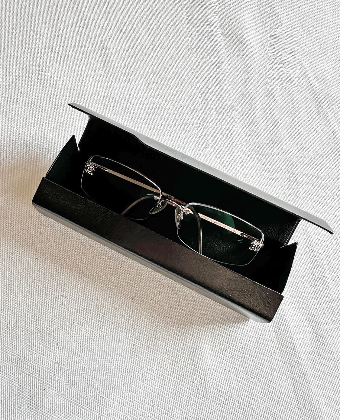 CHANEL coco rhinestone glasses 상품이미지2