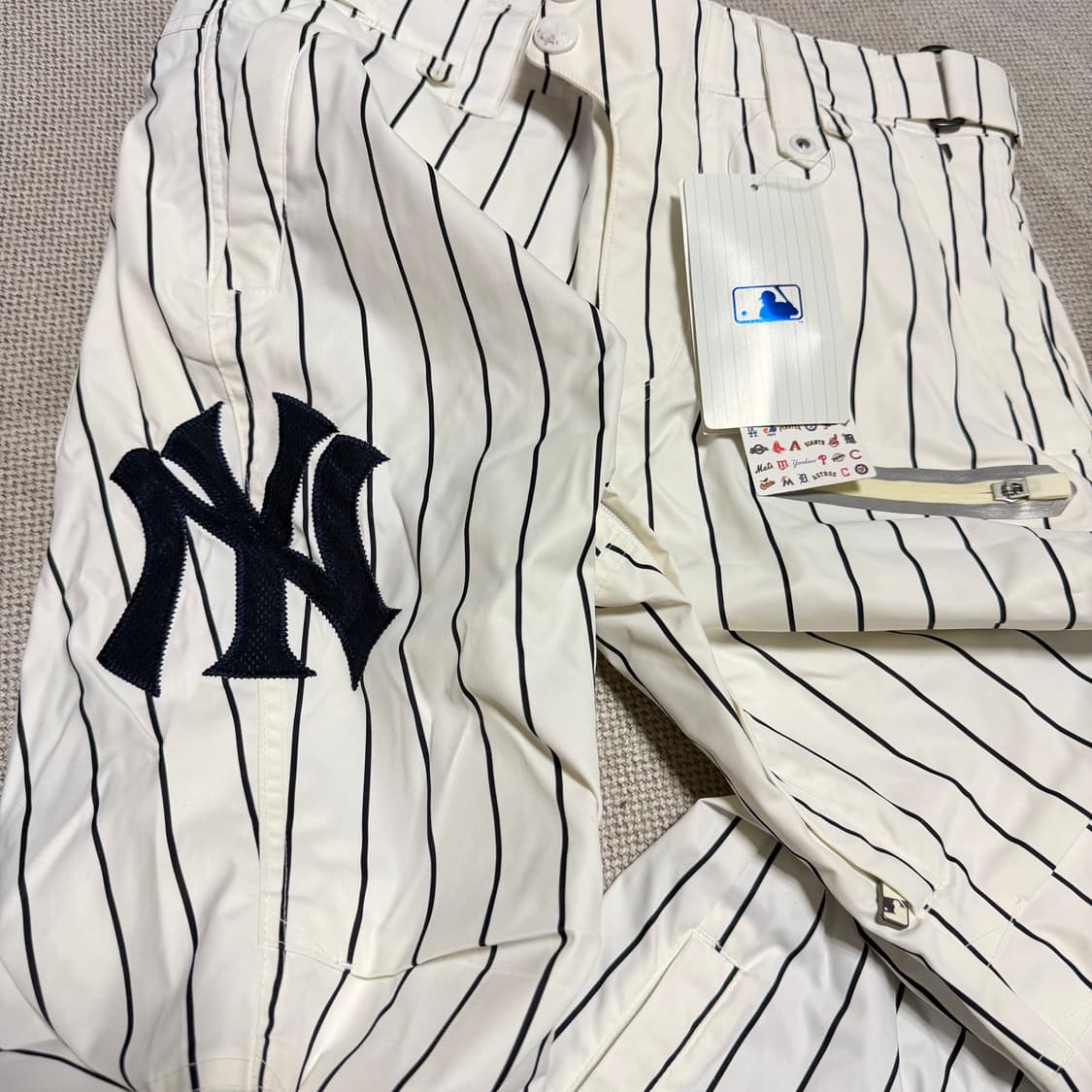 MLB 뉴욕 양키스 스트라이프 스키/보드 팬츠 상품이미지2
