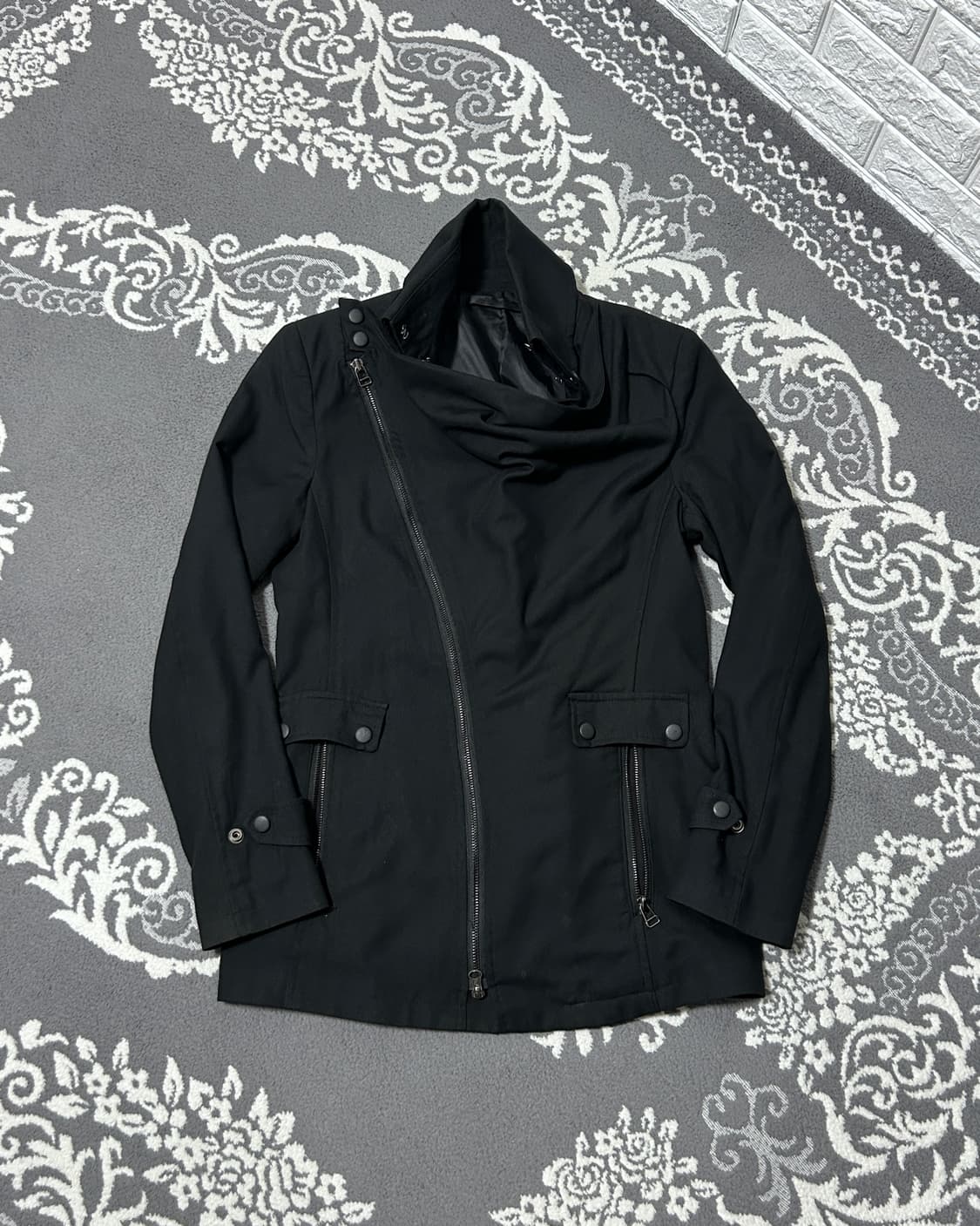 Unplugged Museum 더블 카라 드레이프 자켓 상품이미지6