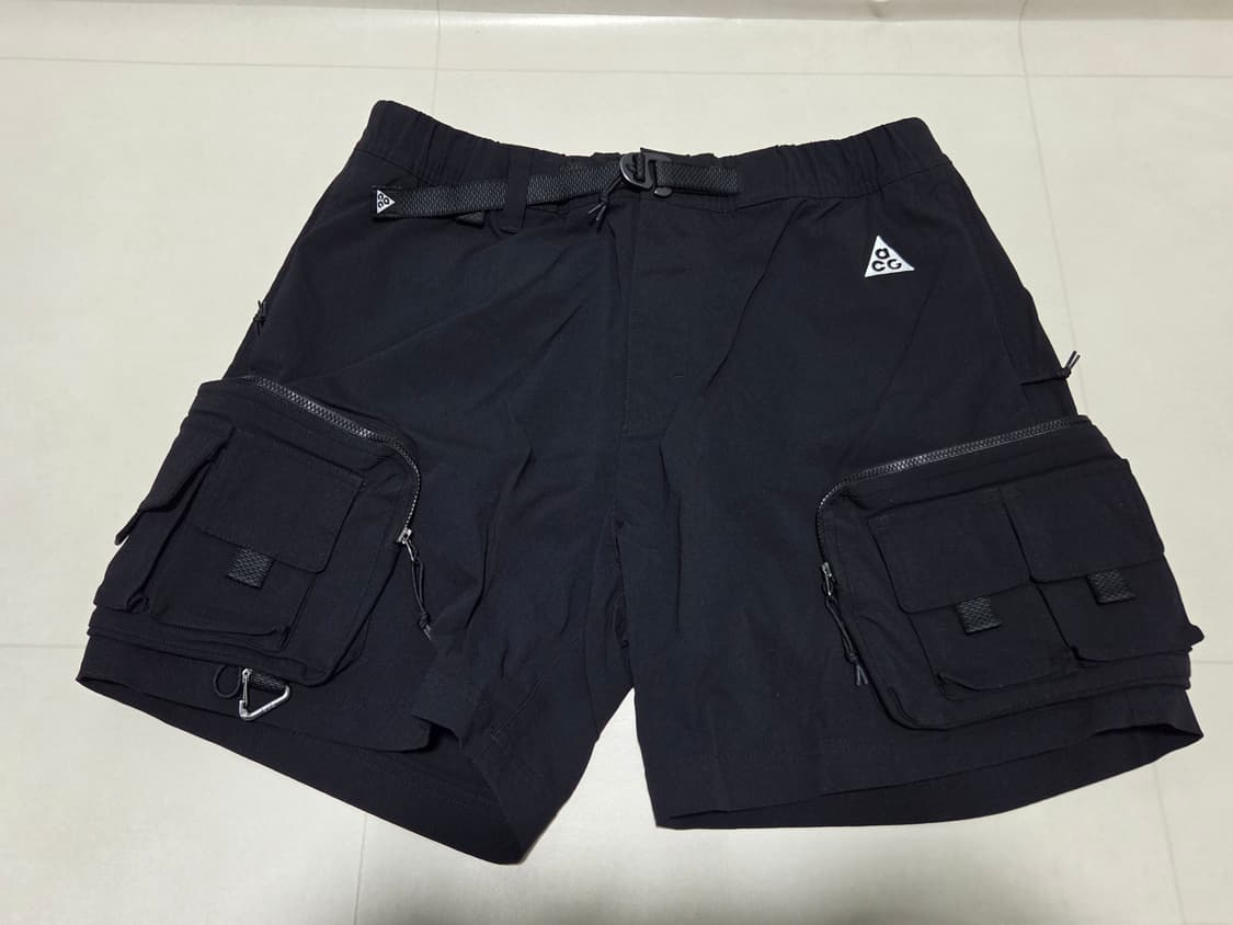 나이키 ACG 카고 쇼츠 블랙 상품이미지1