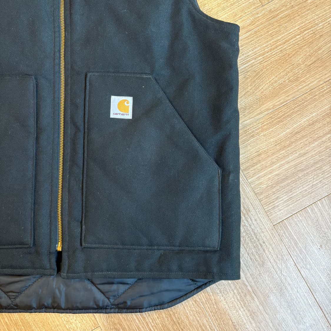 칼하트 V01 블랙 퀼티드 베스트 상품이미지3