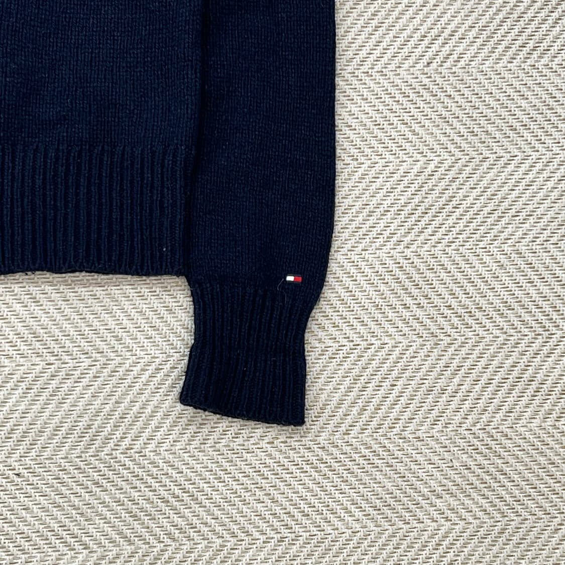 타미힐피거 빅로고 니트 r2263 상품이미지5