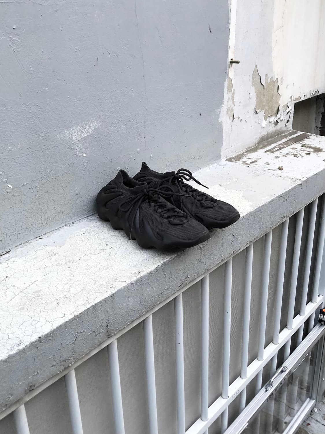 Adidas Yeezy 450 상품이미지3