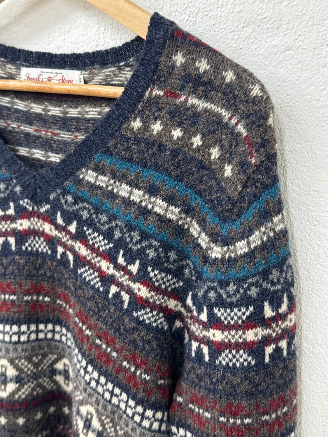 프릭스 스토어 페어아일 브이넥 니트(T57) 상품이미지4