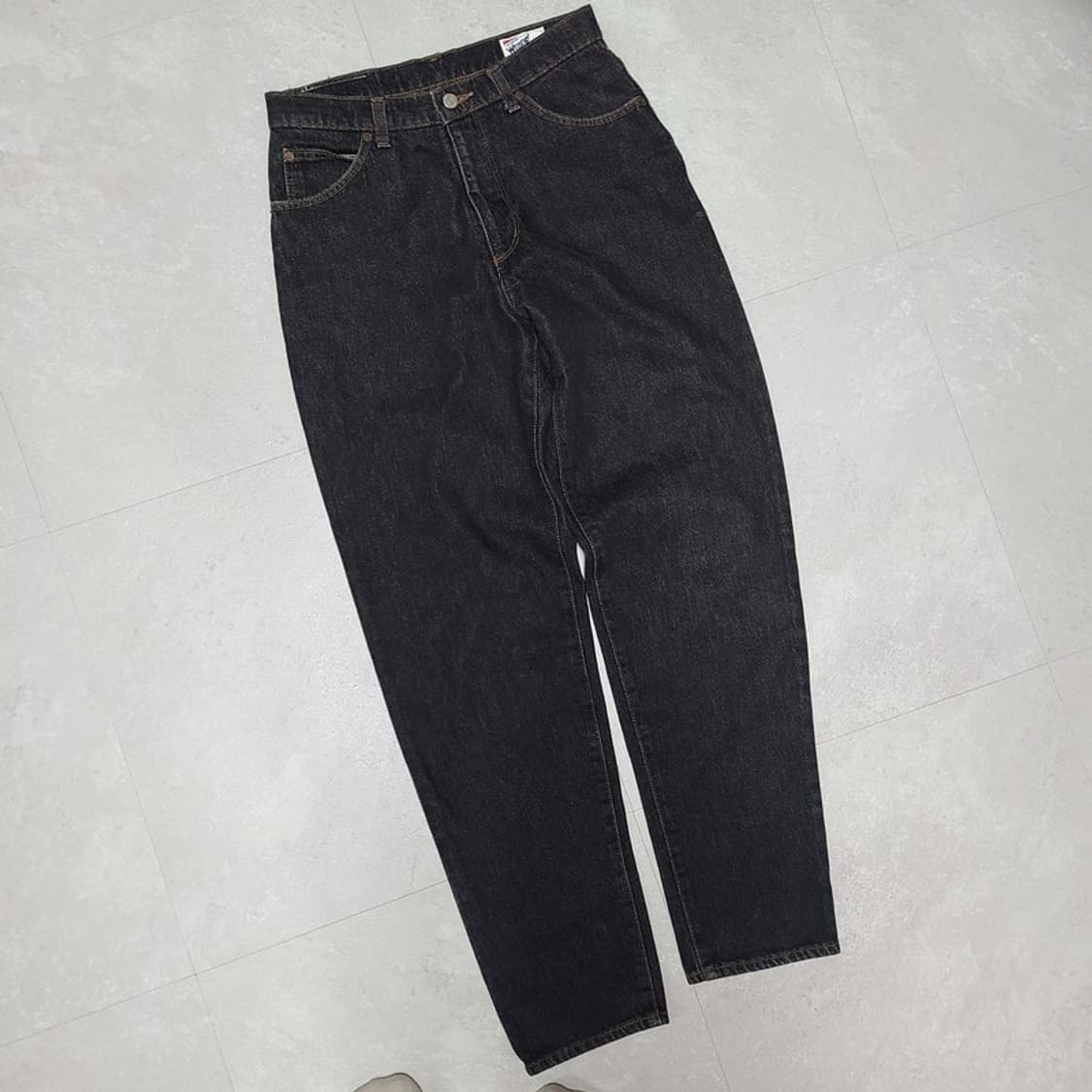 랭글러 하이웨스트 테이퍼드핏 블랙 데님팬츠 청바지 N376  상품이미지2