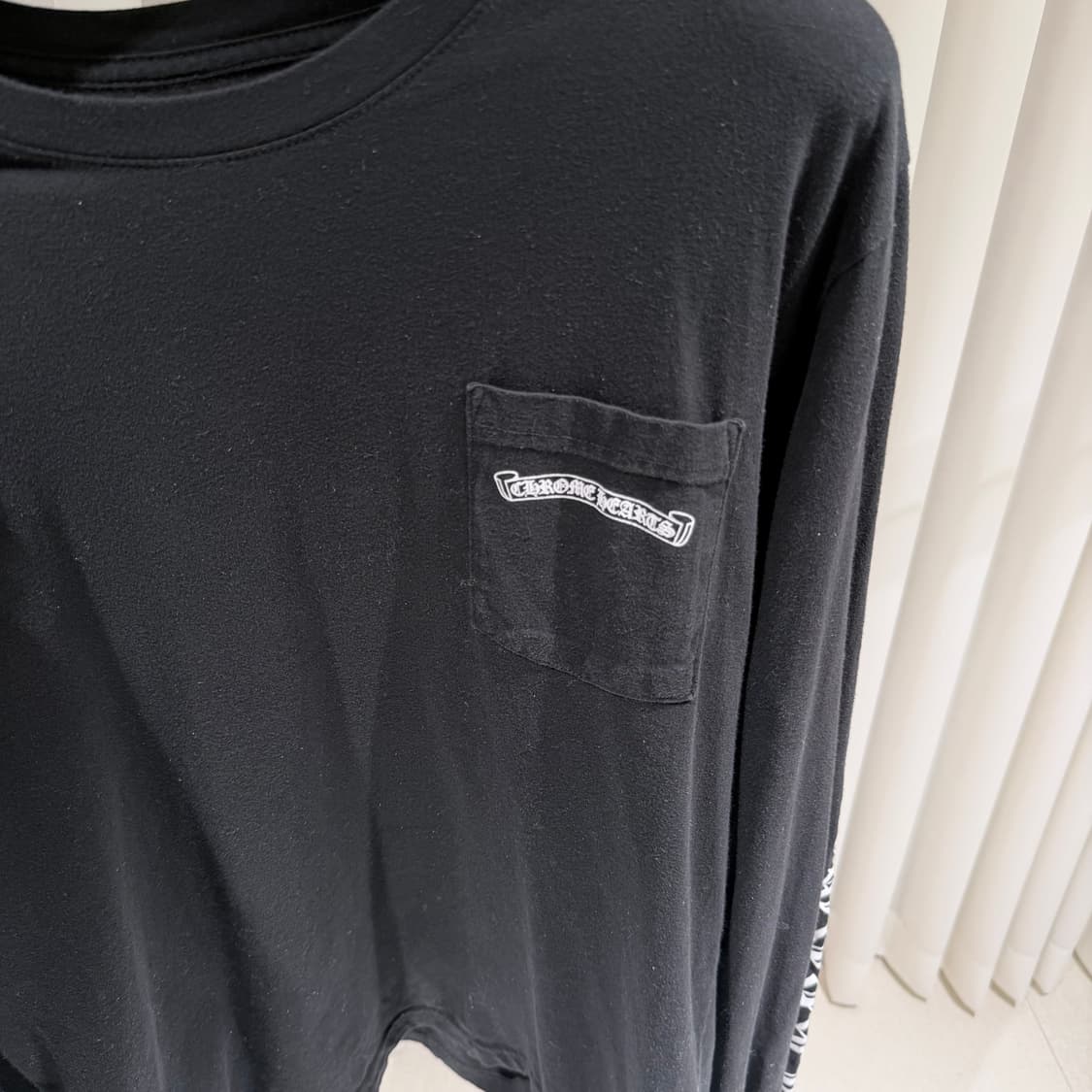 (A / L) / 크롬하츠 스크롤 로고 블랙 롱슬리브 상품이미지3