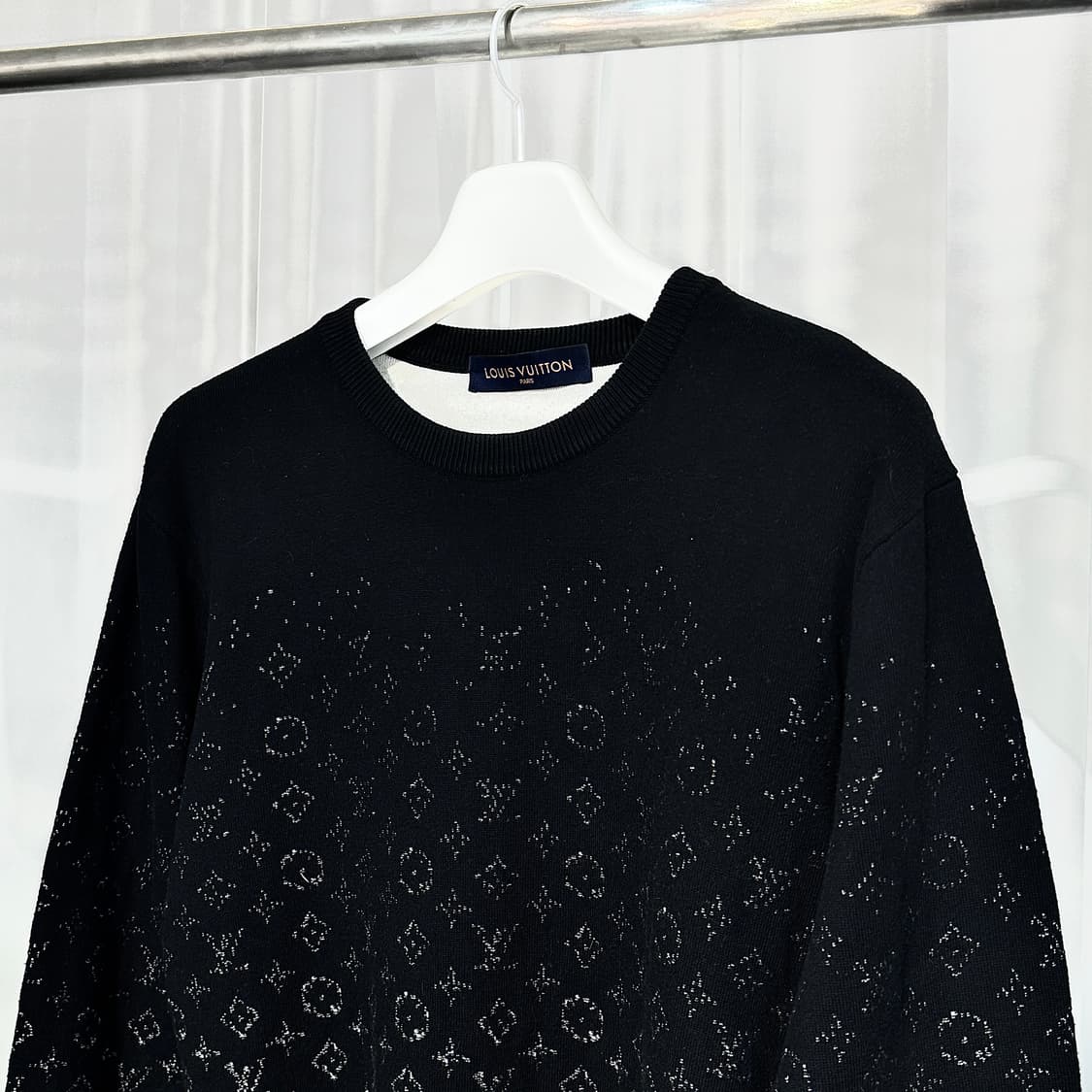 (M) 루이비통 모노그램 그라데이션 니트 블랙 상품이미지2