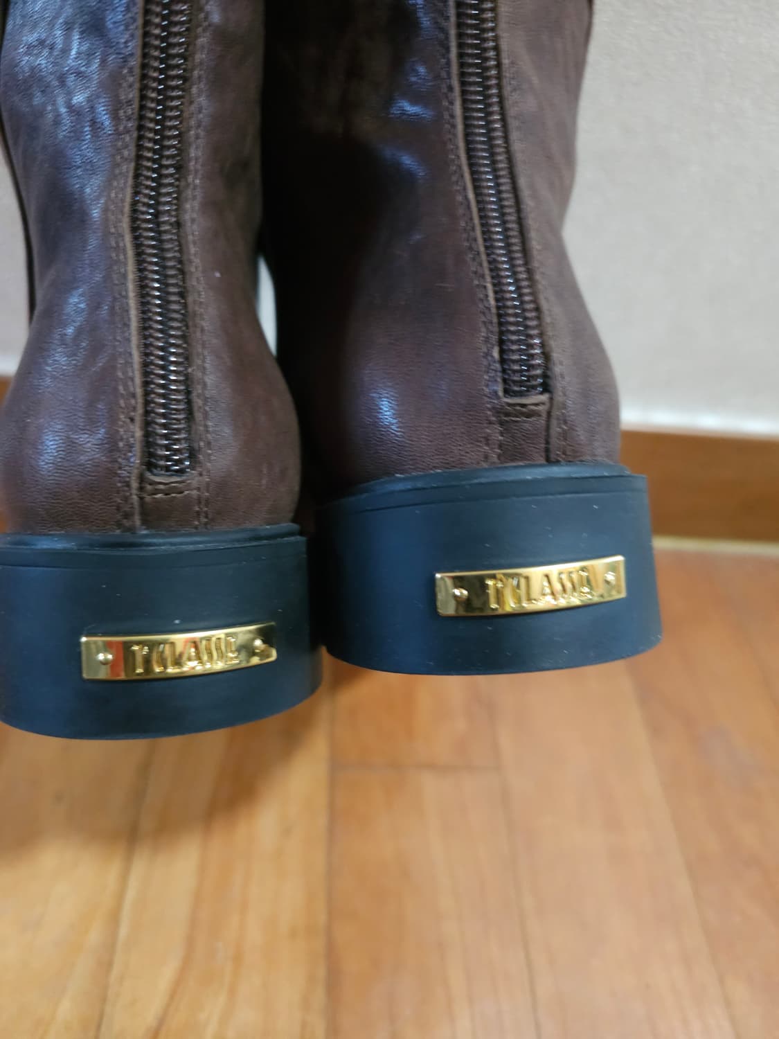 새상품)티클라쎄 브라운 가죽 미들부츠 255 상품이미지5