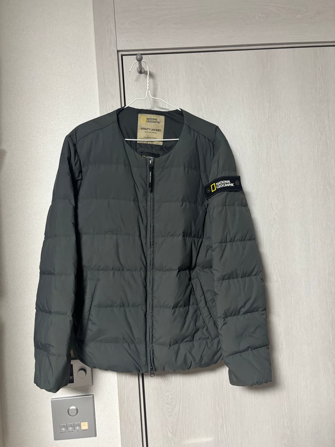 내셔널지오그래픽 덕다운 경량패딩 100 상품이미지1