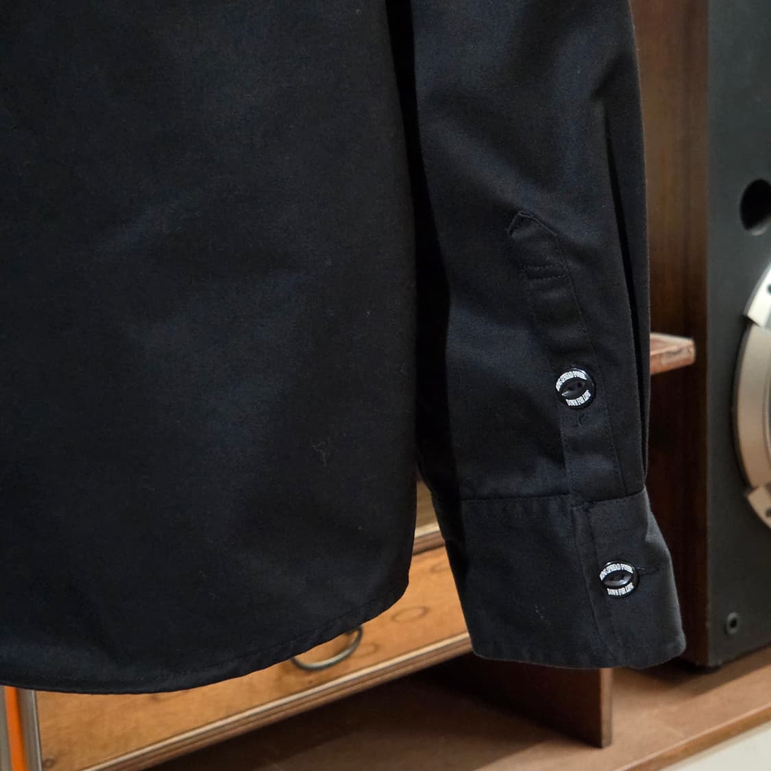 JPN 레터링 자수 블랙 셔츠 상품이미지3