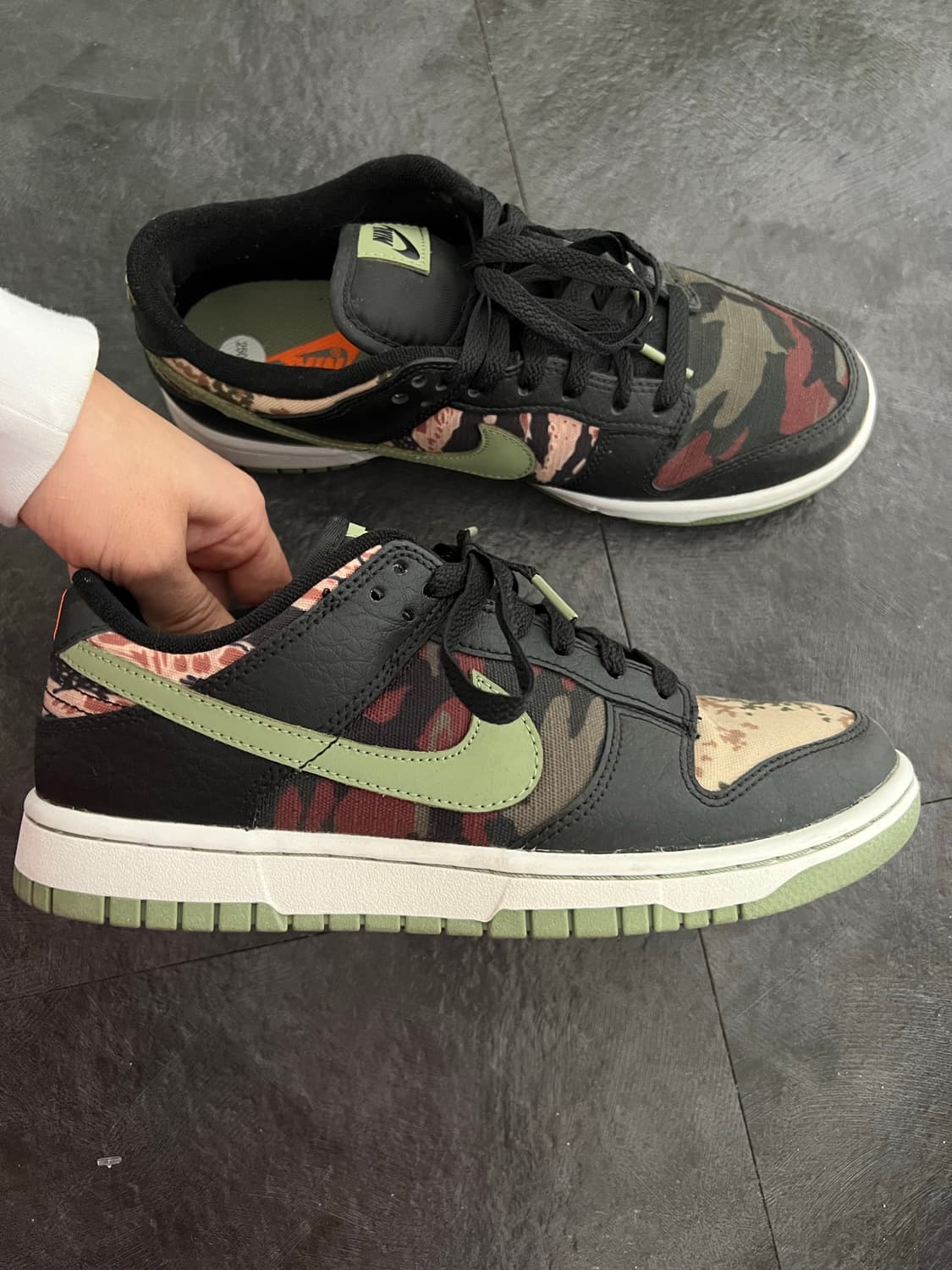 나이키 덩크 로우 SE 멀티카모 250 상품이미지1
