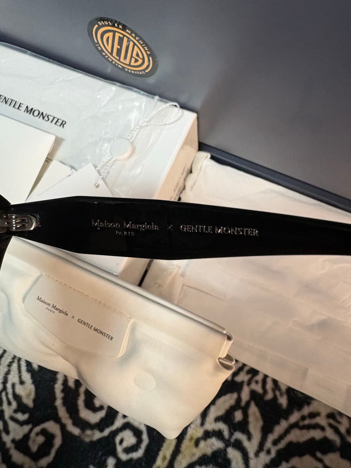 젠틀몬스터x메종마르지엘라 MM212 블랙 클리어 상품이미지4