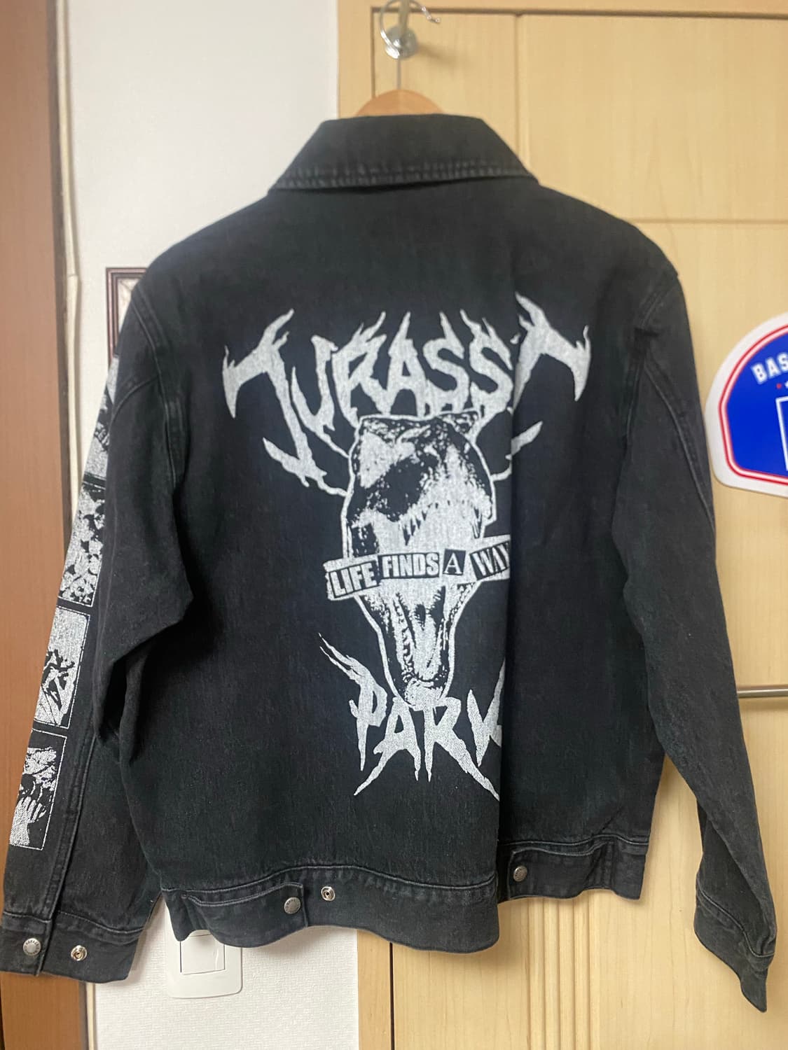 마하그리드x쥬라기공원 데님자켓 새제품 판매합니다. 상품이미지4