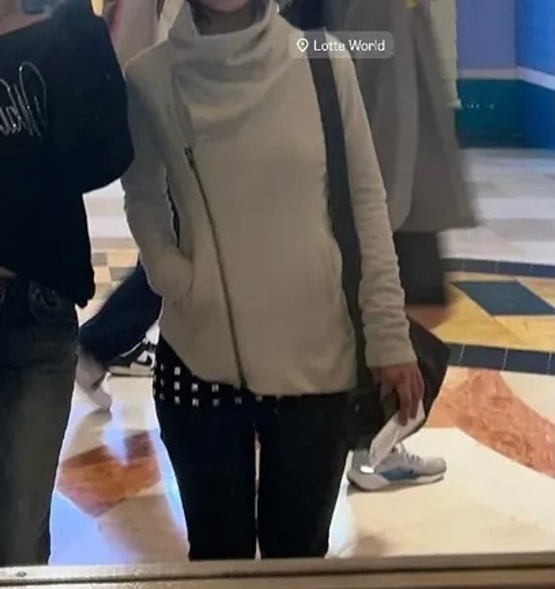 헬무트랭 사선 집업 상품이미지3