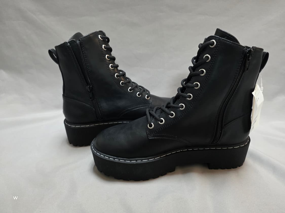 H&M 블랙 플랫폼 레이스업 부츠 [eur41 / 260mm] 상품이미지4