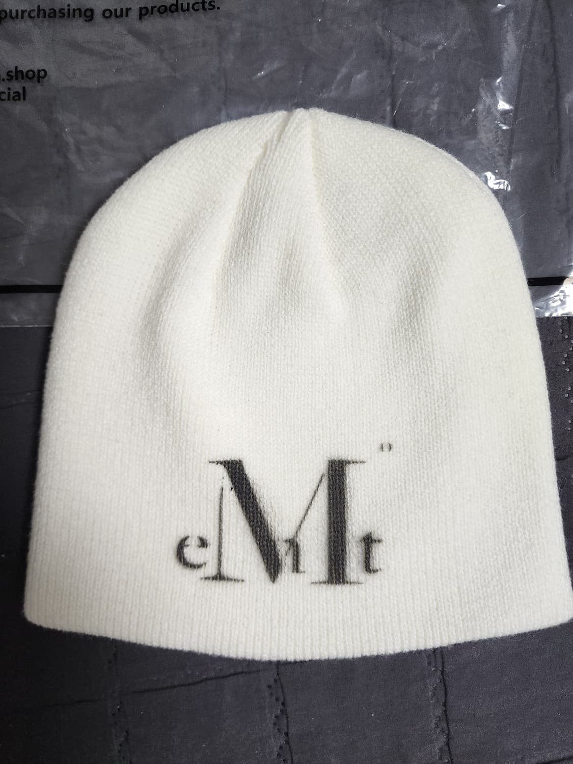 무센트 남녀 공용 시그니처 빅 로고 아이보리 골지 비니 상품이미지5