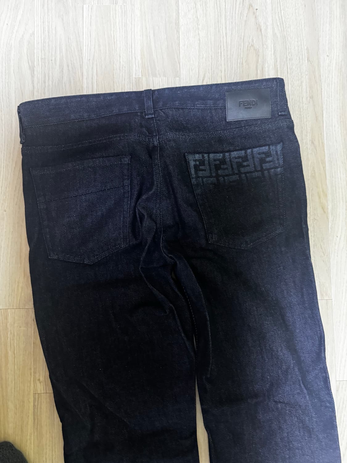 펜디 정품 청바지 36/34 거의새옷 구매가100만원대 상품이미지4