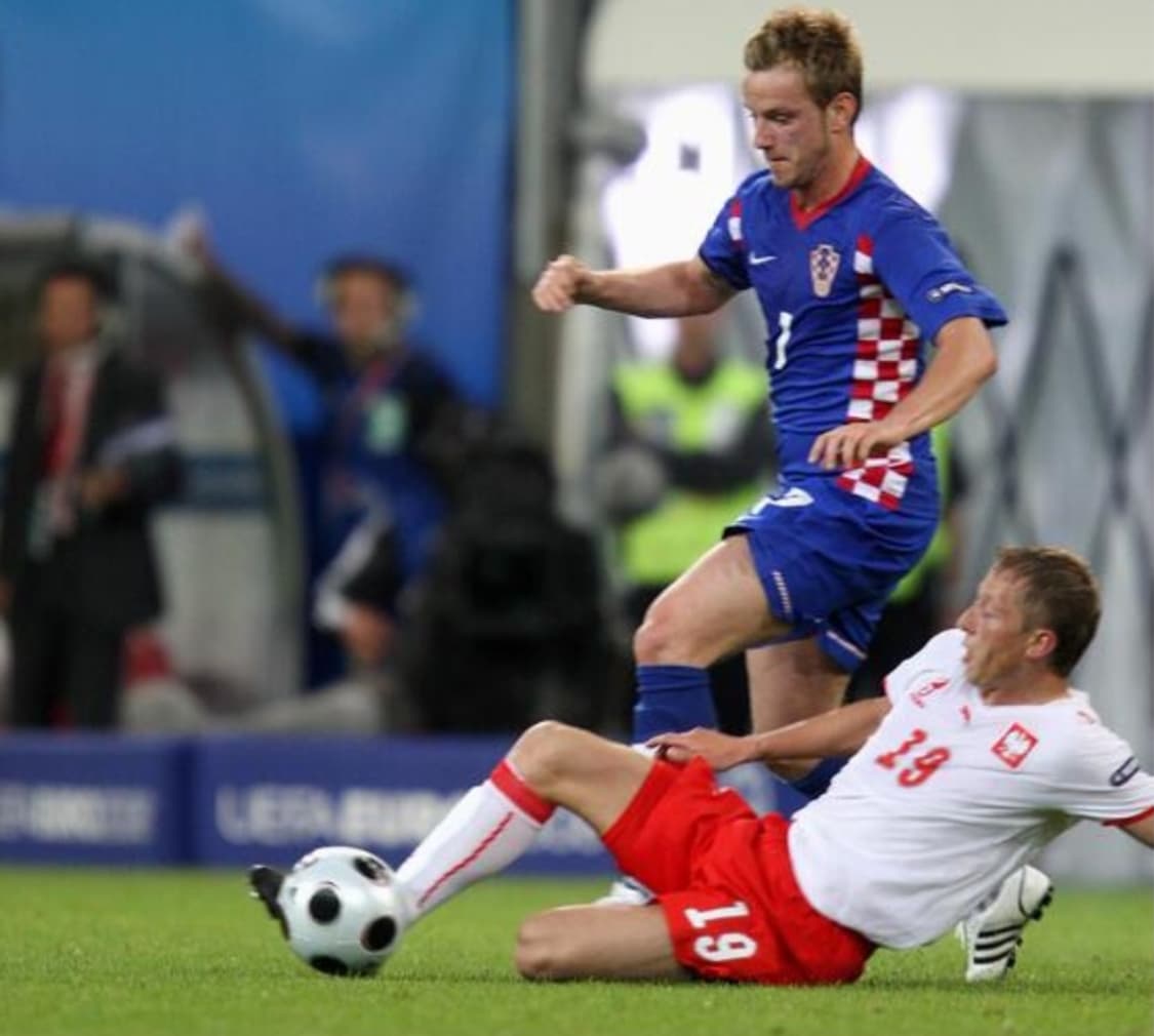 ♤필독♤ 08/09 폴란드 홈 🇵🇱 L 상품이미지6