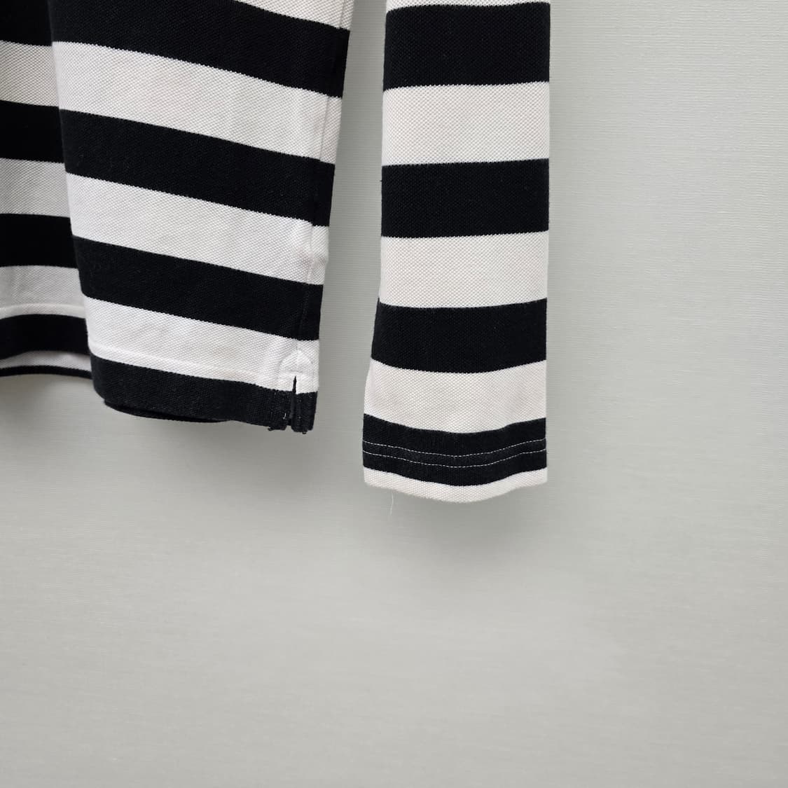 라코스테 스트라이프 긴팔 티셔츠 블랙/화이트 상품이미지8