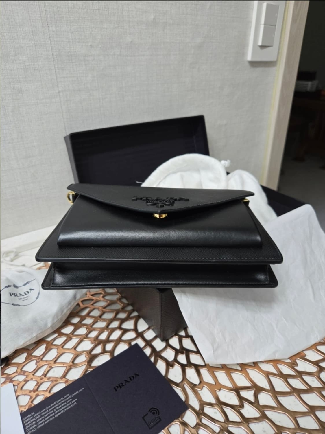 프라다 사피아노 크로스백 블랙 새상품급 상품이미지2