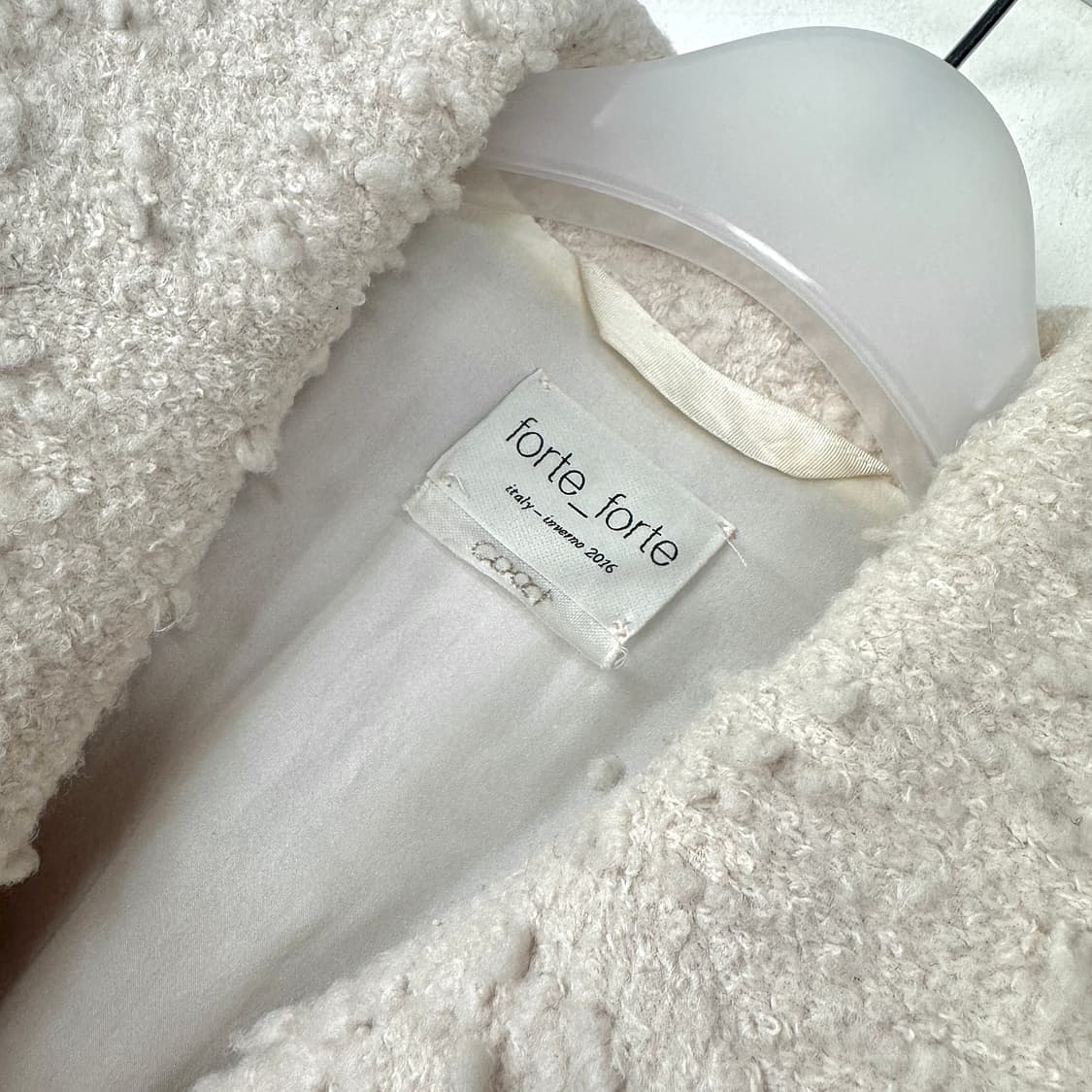 포르테포르테 오버핏 텍스처 하프 코트 상품이미지2