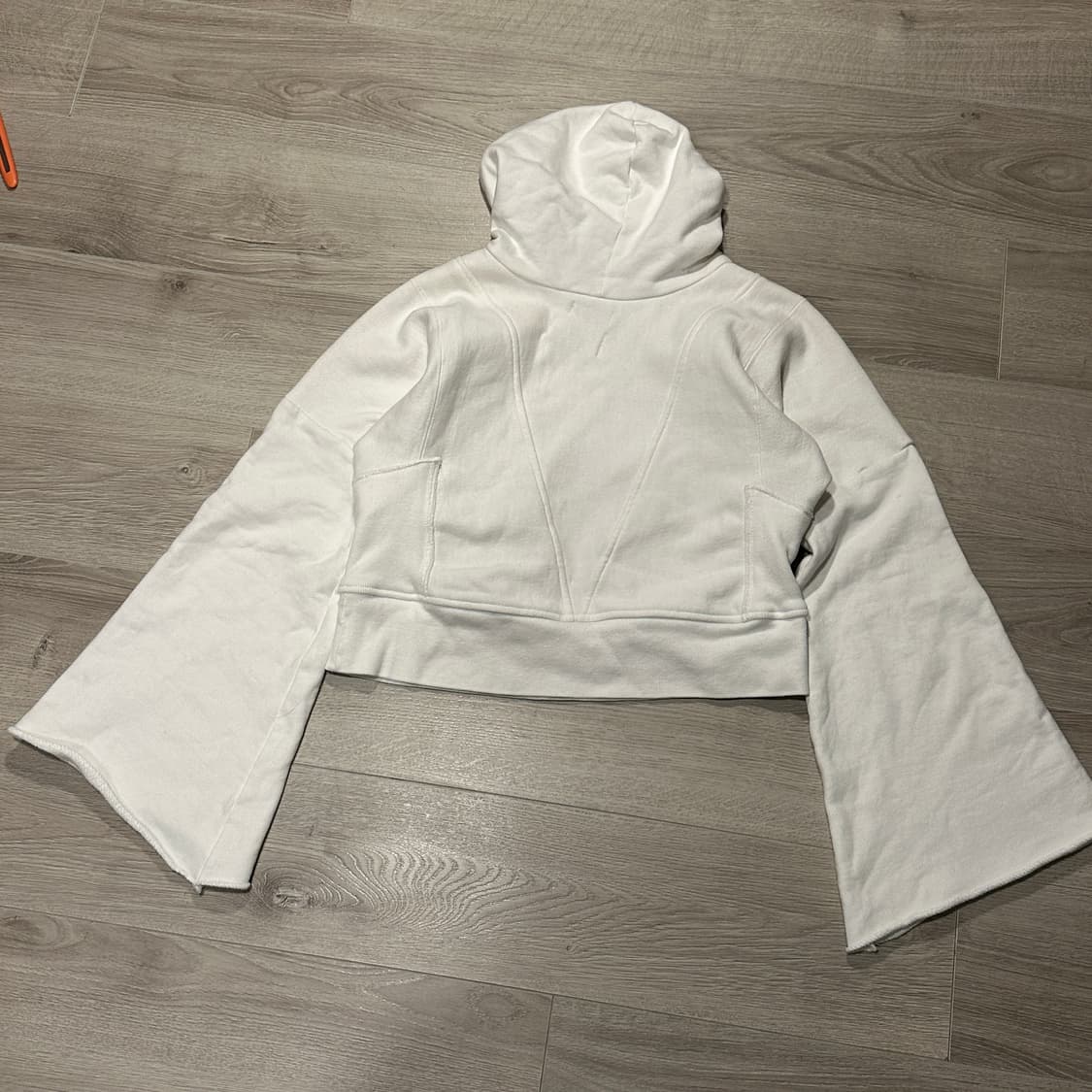 나나서카 스웻 후디 상품이미지3