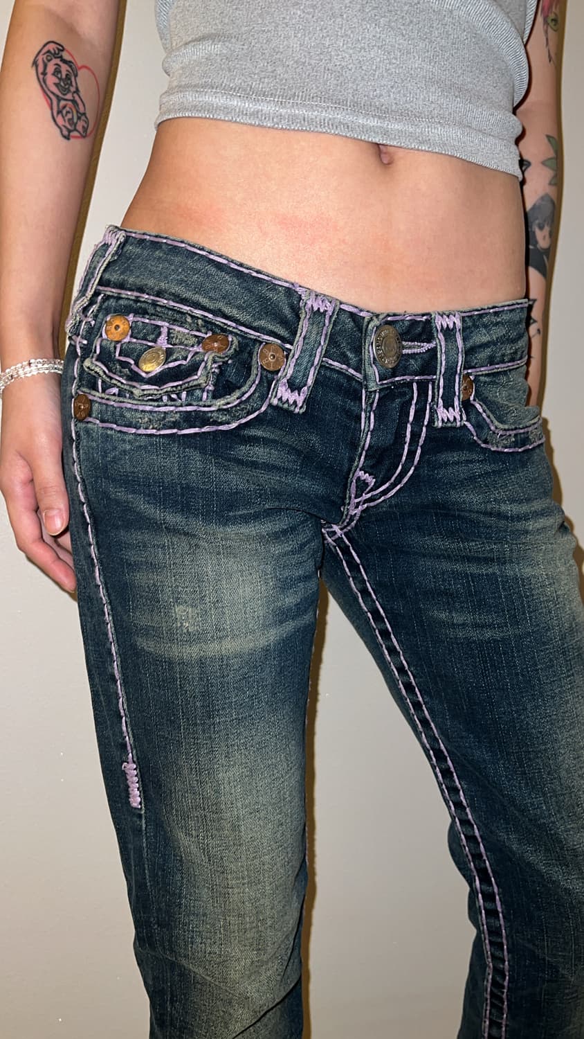 True Religion Purple Stitch Low-Rise Pan 상품이미지3