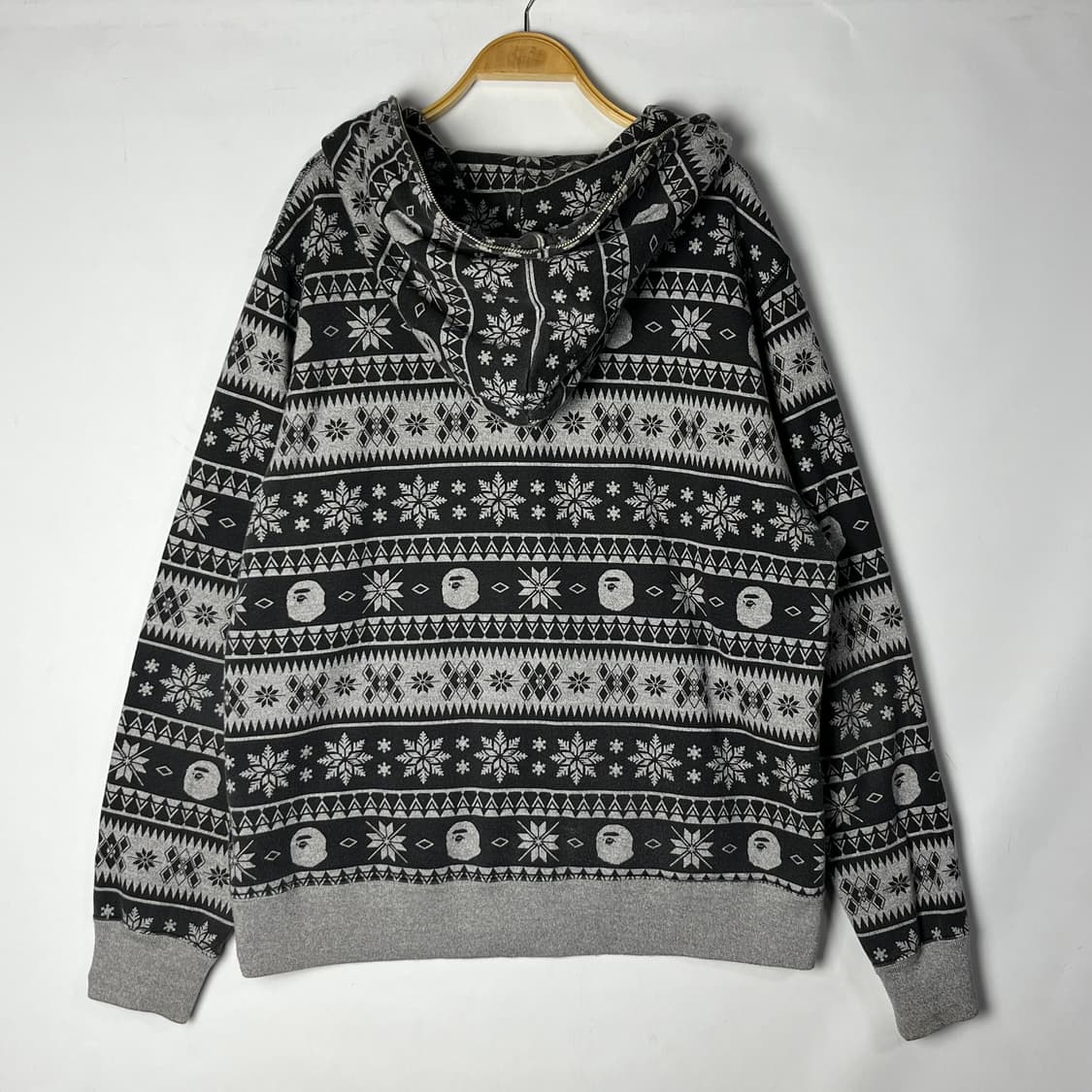 [A BATHING APE ] 베이프 페어아일 패턴 후드집업 상품이미지2