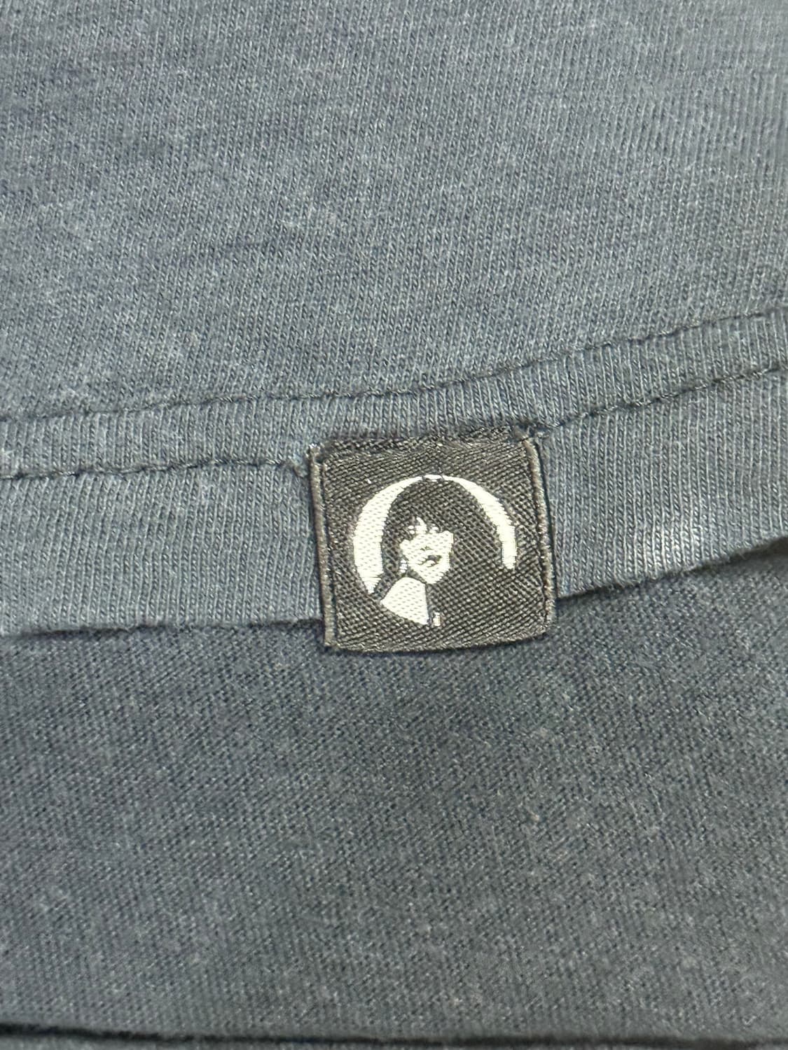 히스테릭 글래머 아카이브 해골과 히스걸들 롱슬리브 티셔츠 상품이미지6