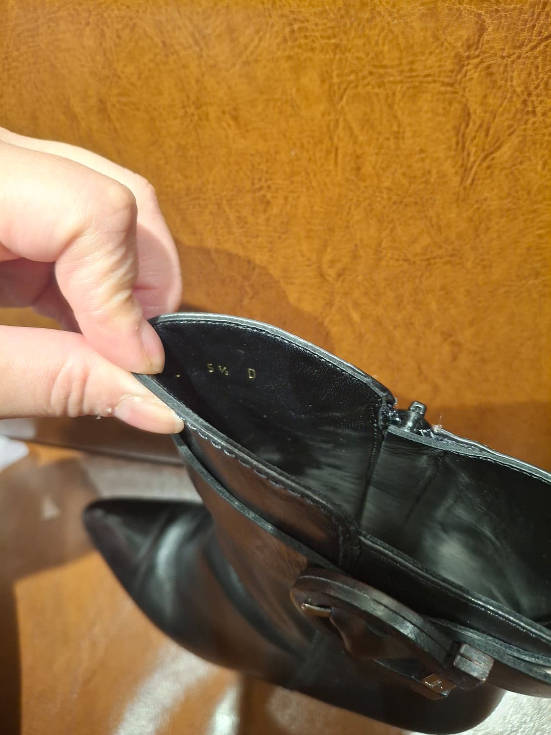 페라가모 블랙앵글부츠(밑창,굽 수선완료) 상품이미지6