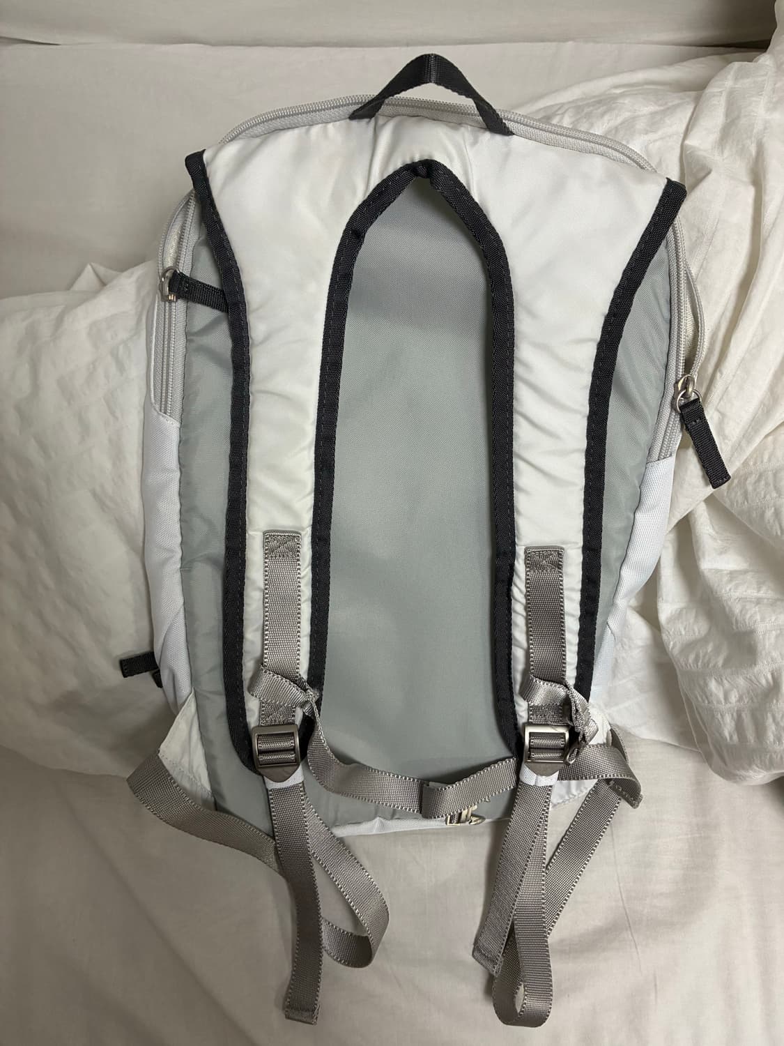 샵페어리 터틀백 화이트(매물 없음) 상품이미지2