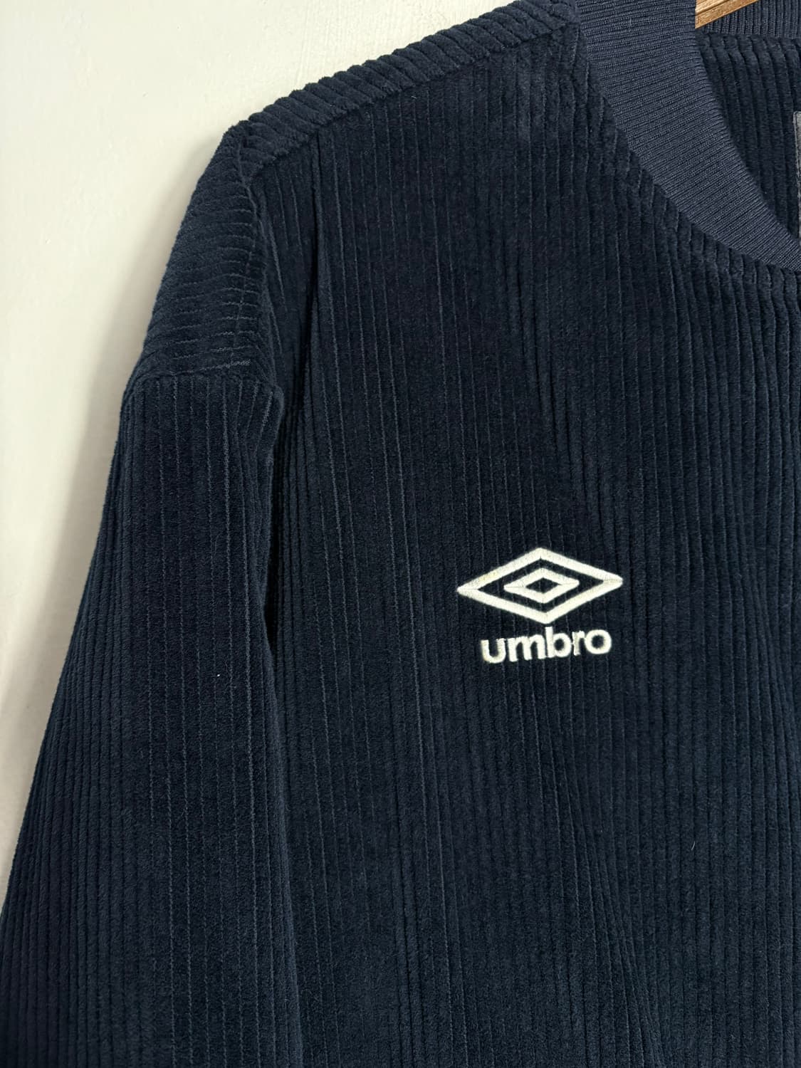 Umbro 엄브로 네이비 코듀로이 바시티 점퍼 상품이미지4