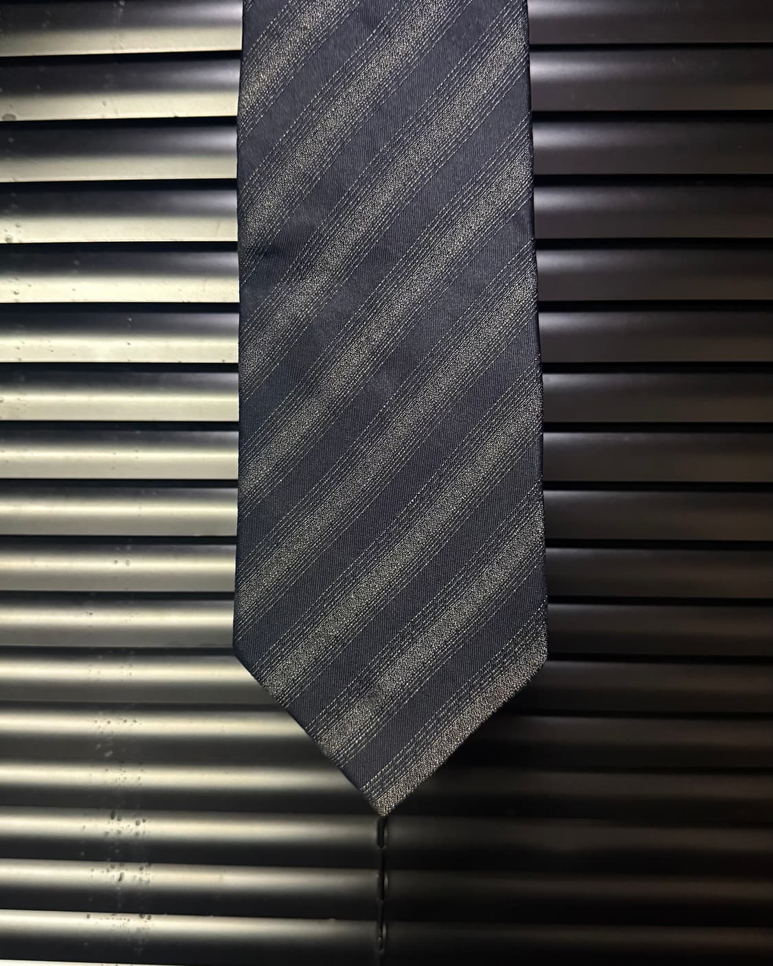 마에스트로 스트라이프 남색 네이비 회색 그레이 차콜 마 견 실크 넥타이 상품이미지2