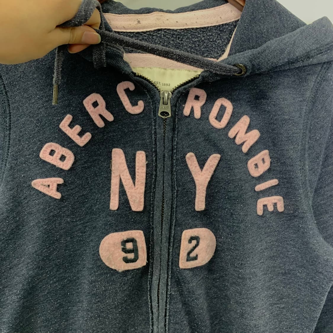 아베크롬비 y2k 와투케 차콜 후드집업 상품이미지4