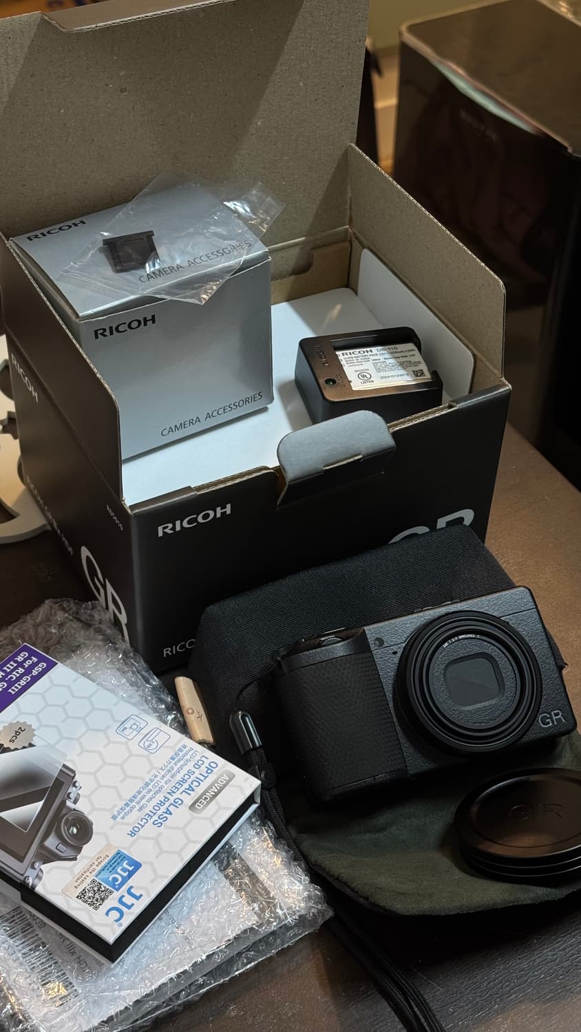 리코 gr3x hdf 800컷 (스킨o, 렌즈캡) 배터리2개 상품이미지1
