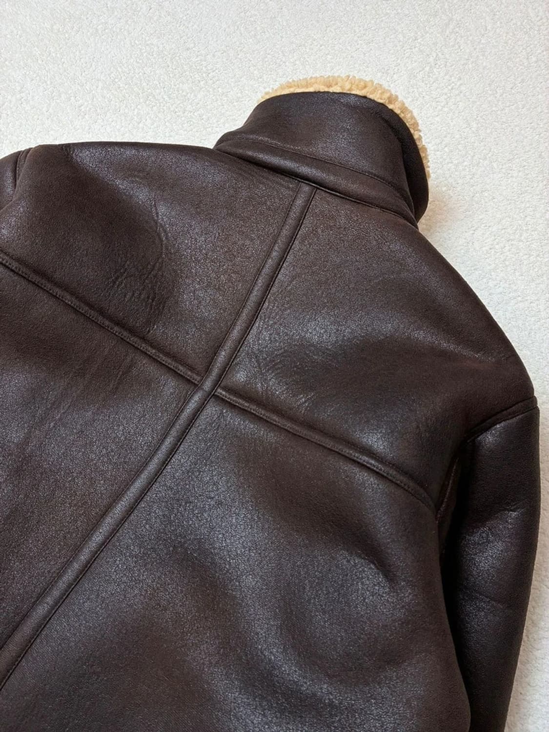 르마드 23FW 하이넥 B-3 투웨이 무스탕 자켓 PN5742    상품이미지7