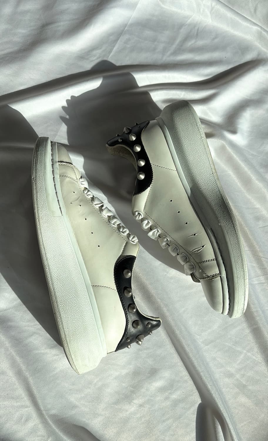 Oversized Stud Sneakers 상품이미지4