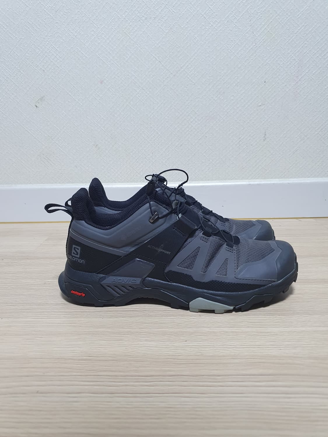 살로몬 X 울트라4 트레킹화 255 상품이미지1