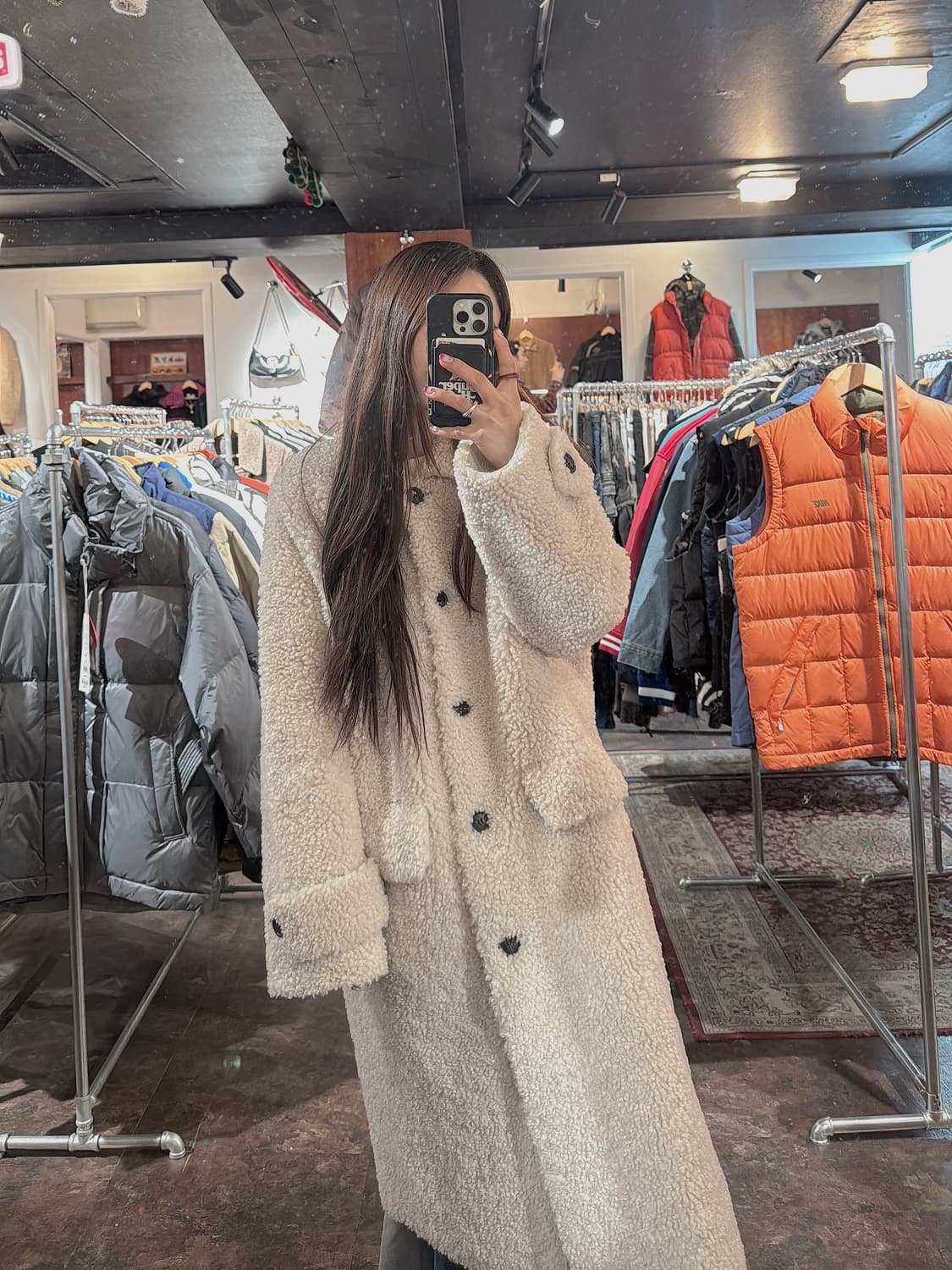 언앤써드미스테리 가죽 뽀글이 롱 덤플 코트 F 상품이미지6