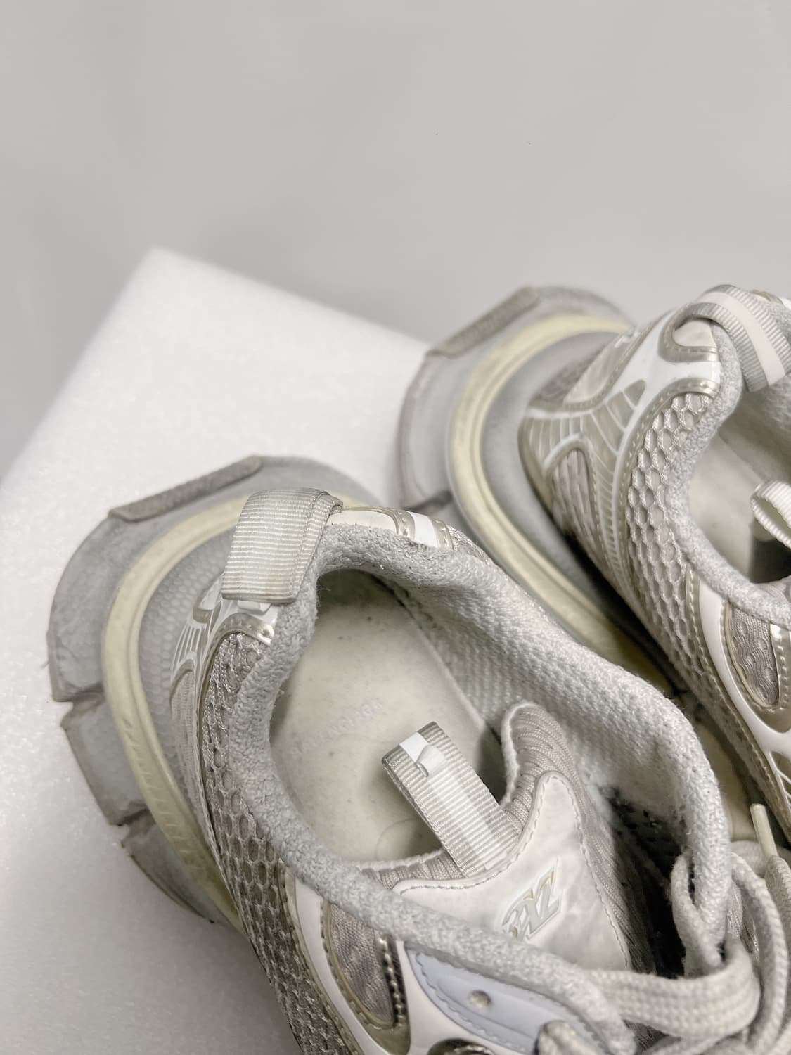 발렌시아가 3xl 에그쉘 42 상품이미지5