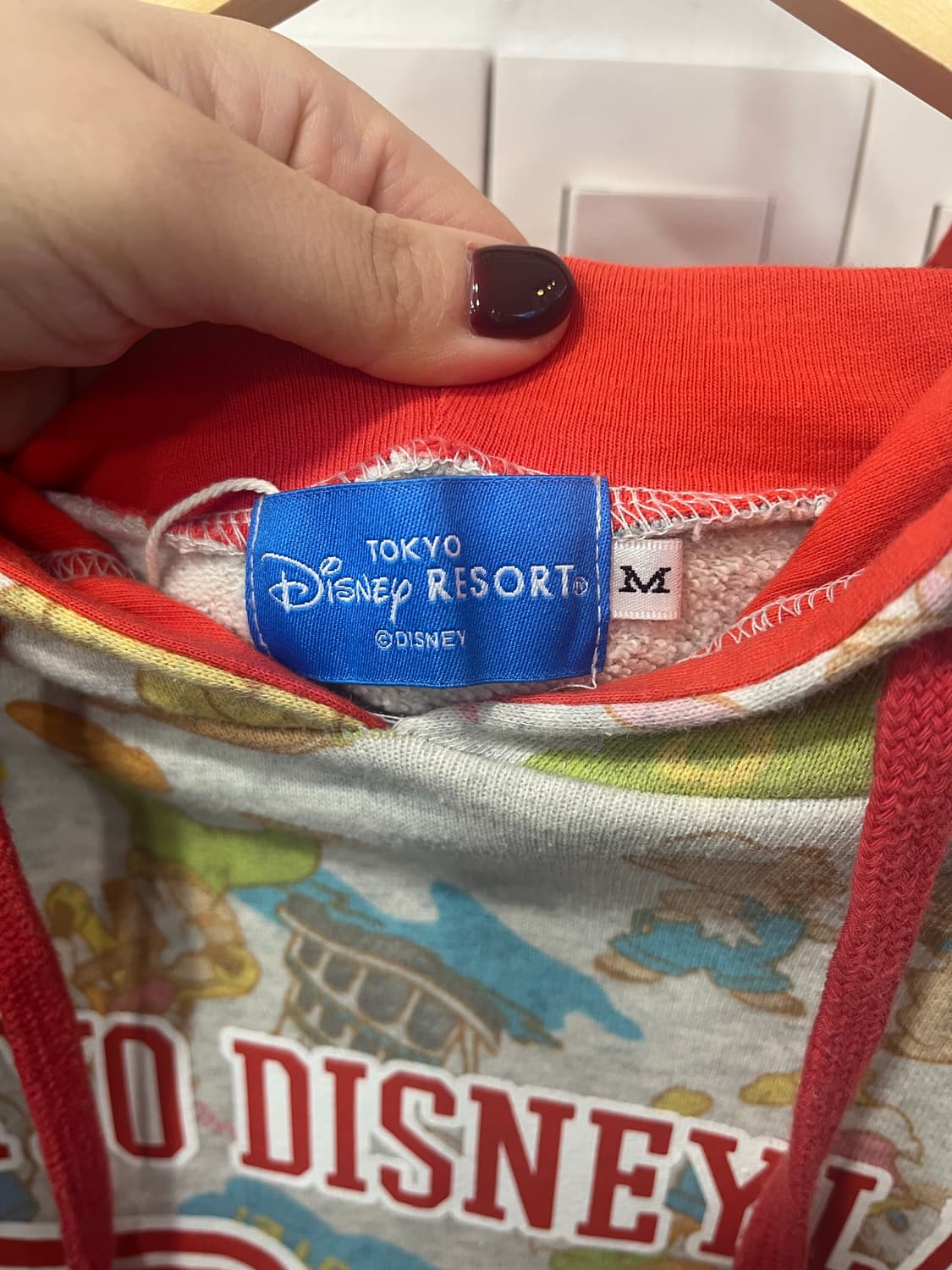 도쿄 디즈니랜드 정품 올오버 프린팅 후드티 (M) 상품이미지3