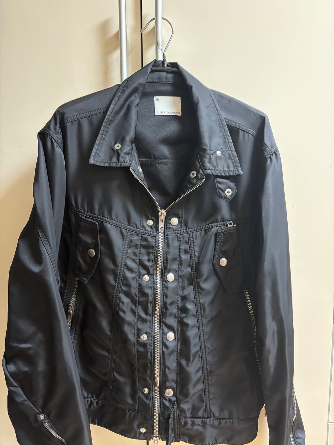 넥스트도어립스 나일론트러커자켓 상품이미지1