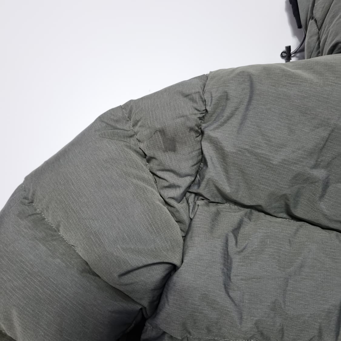 노스페이스 700 패딩 그레이 상품이미지7