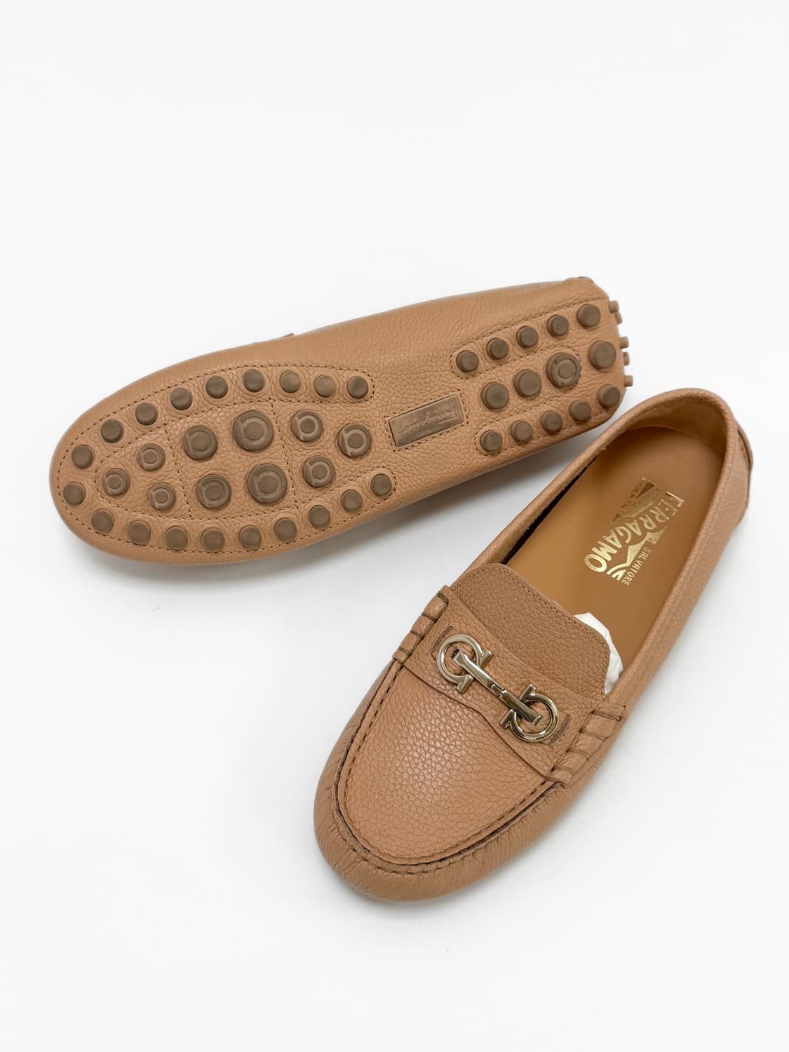 페라가모 간치니 페블 레더 드라이빙 슈즈 상품이미지4