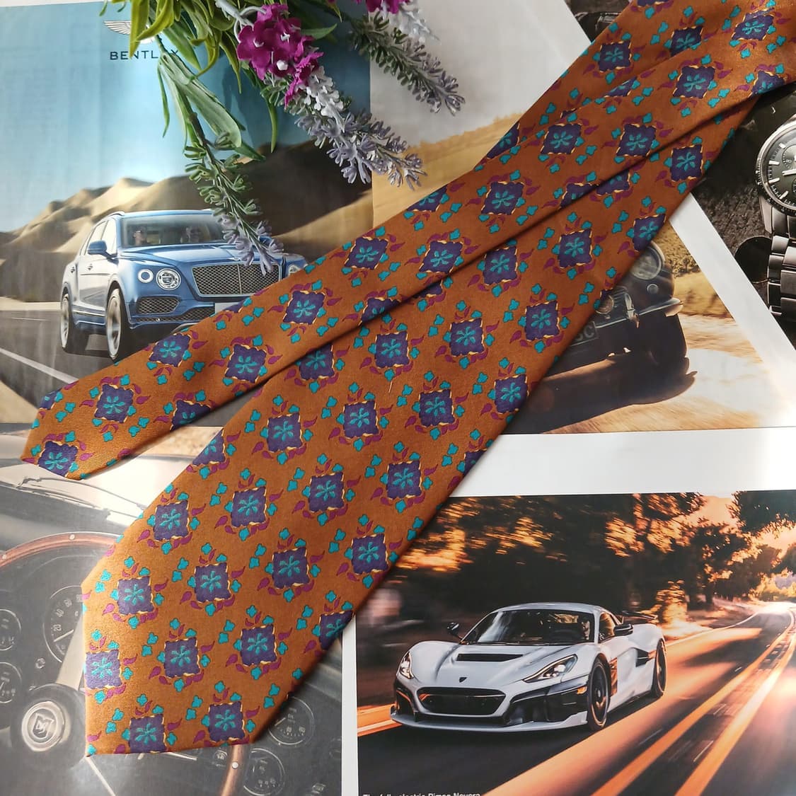 발렌시아가 실크 플로럴 넥타이 9.7cm A+등급 A19001
 상품이미지3