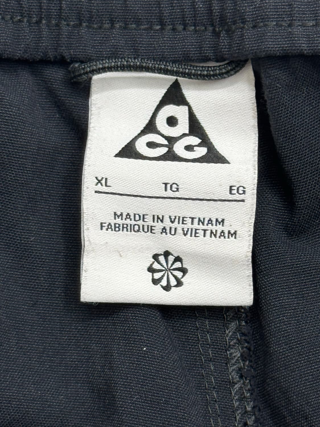 나이키 ACG 카고 쇼츠 블랙 US XL 상품이미지5