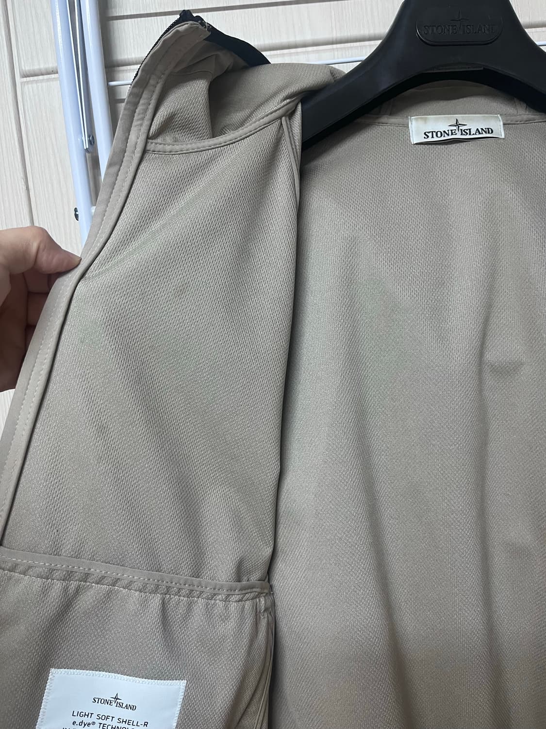 스톤아일랜드 라이트 소프트쉘-R E.DYE 상품이미지7