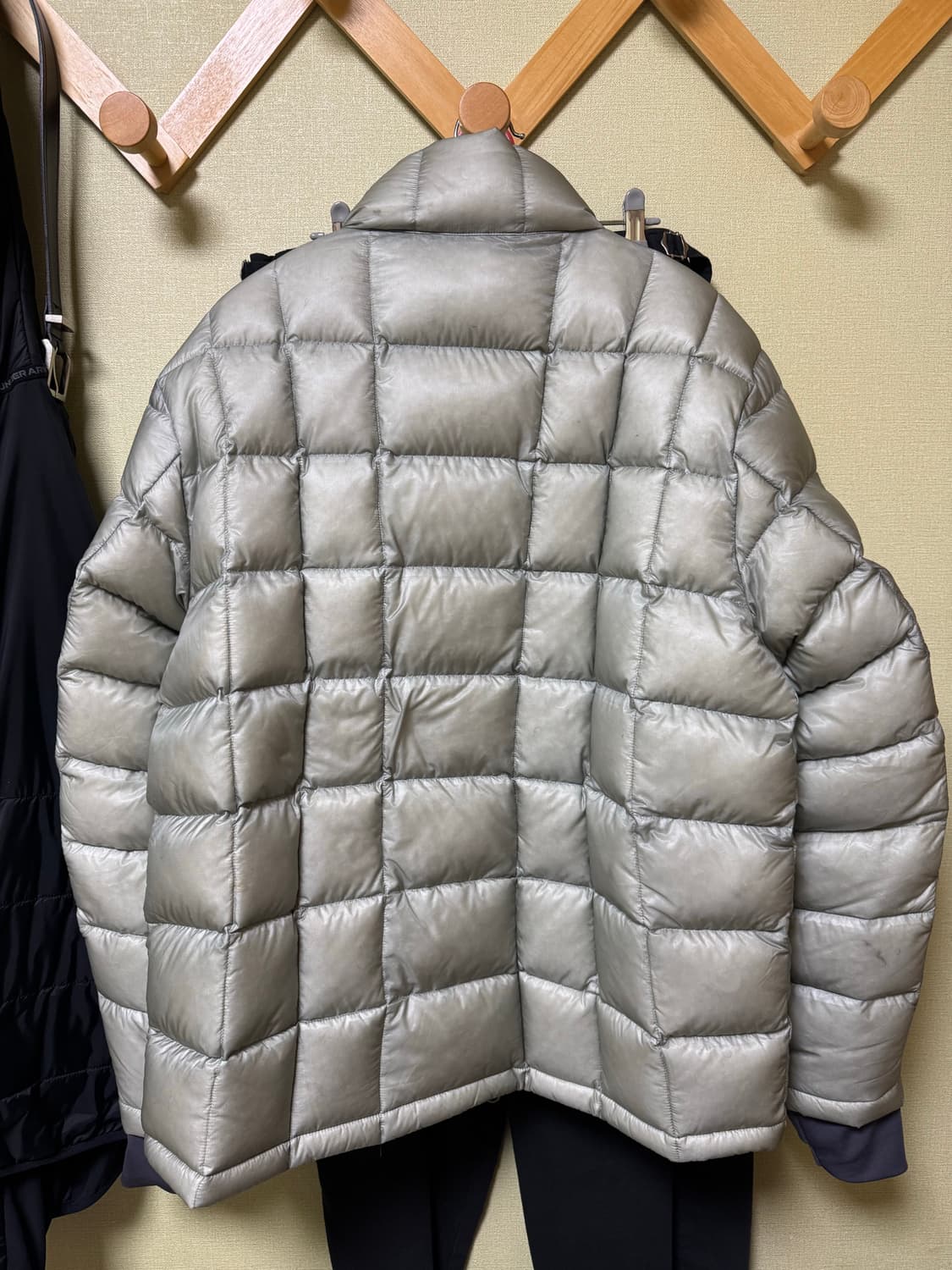 999휴머니티 경량패딩 3사이즈 상품이미지2